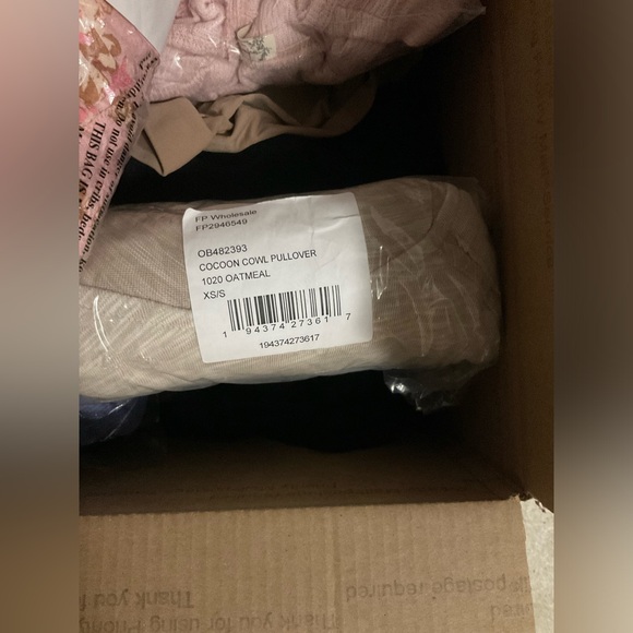 NWT FREE PEOPLE 10 Piece Reseller Bundle - Picture 13 of 16